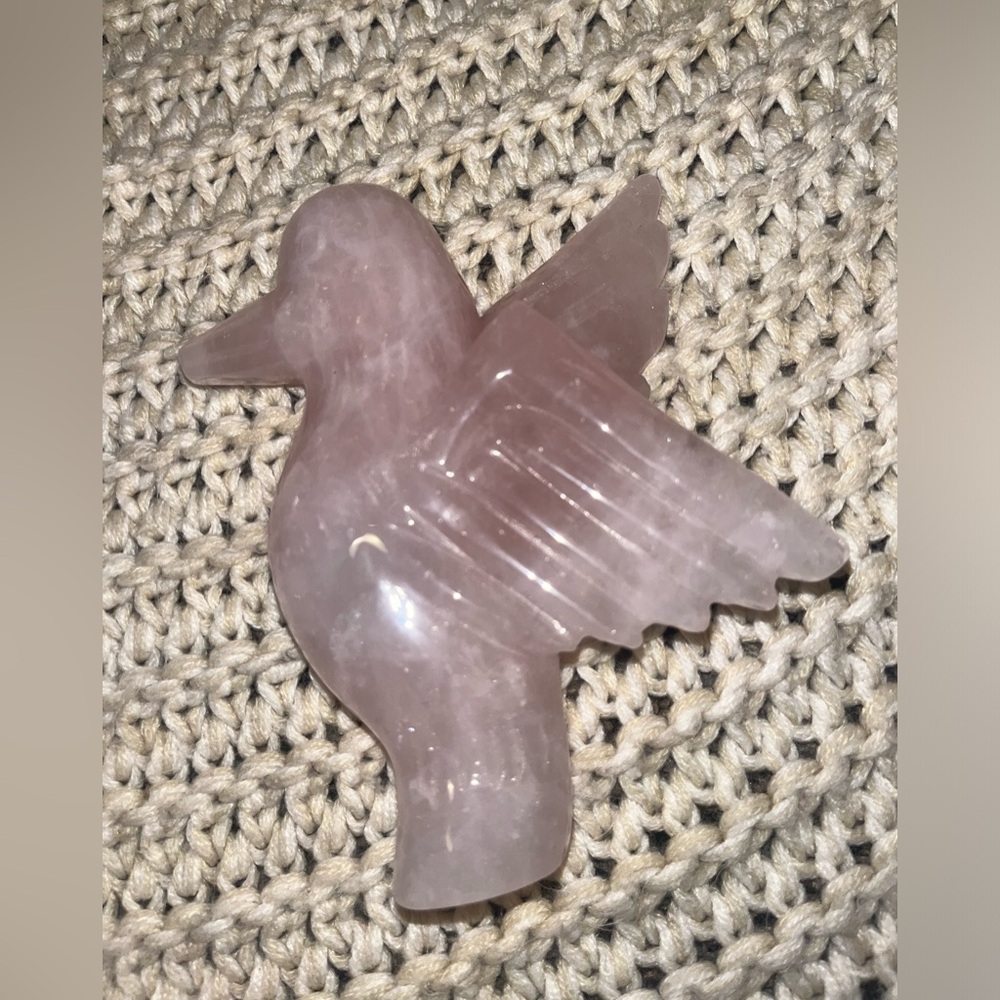 rose quartz dove carving